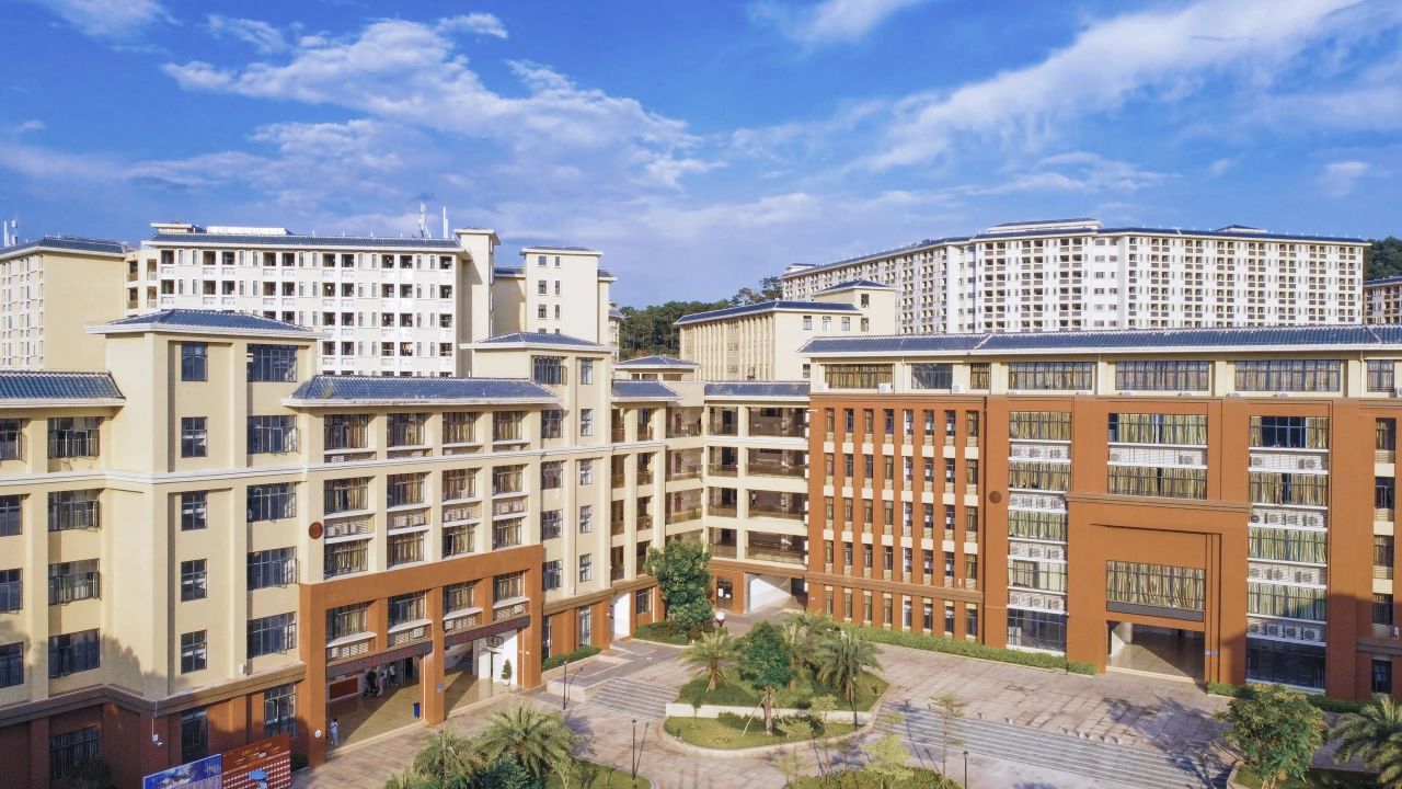 广州华南商贸职业学院